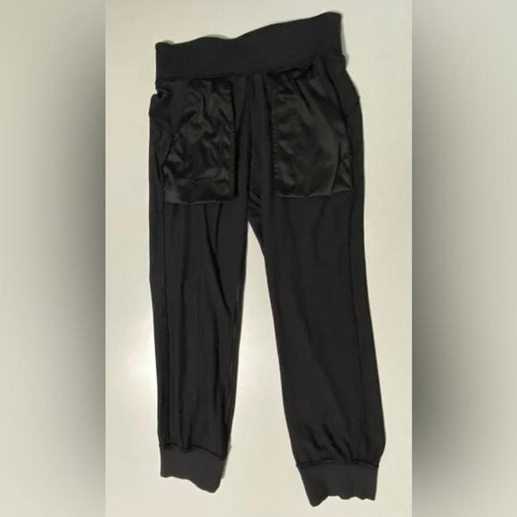 Like New! - Lululemon Ready To Rulu Joggers - Picture 8 of 16